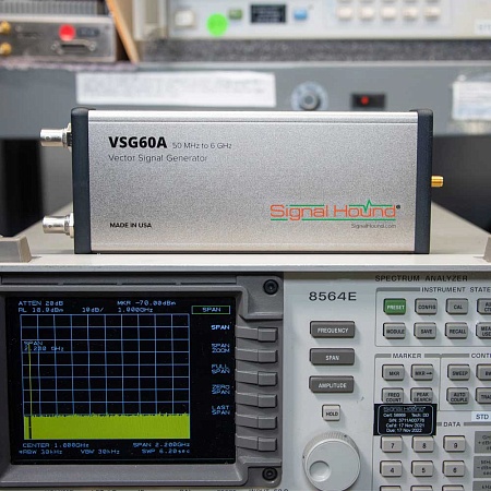 Signal Hound VSG60A от 50 МГц до 6 ГГц